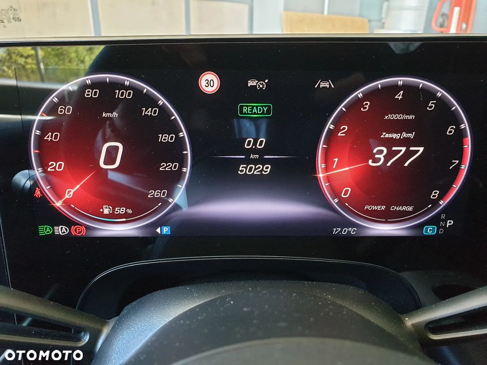Mercedes-Benz CLA 200 mHEV 8G-DCT - 23