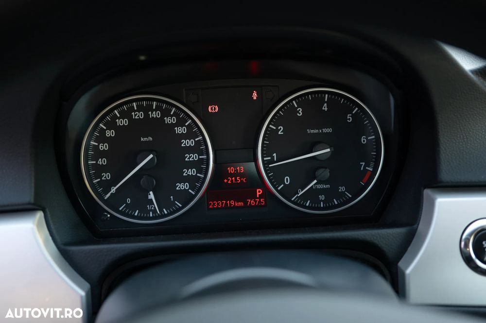 BMW Seria 3 320i Aut. - 21