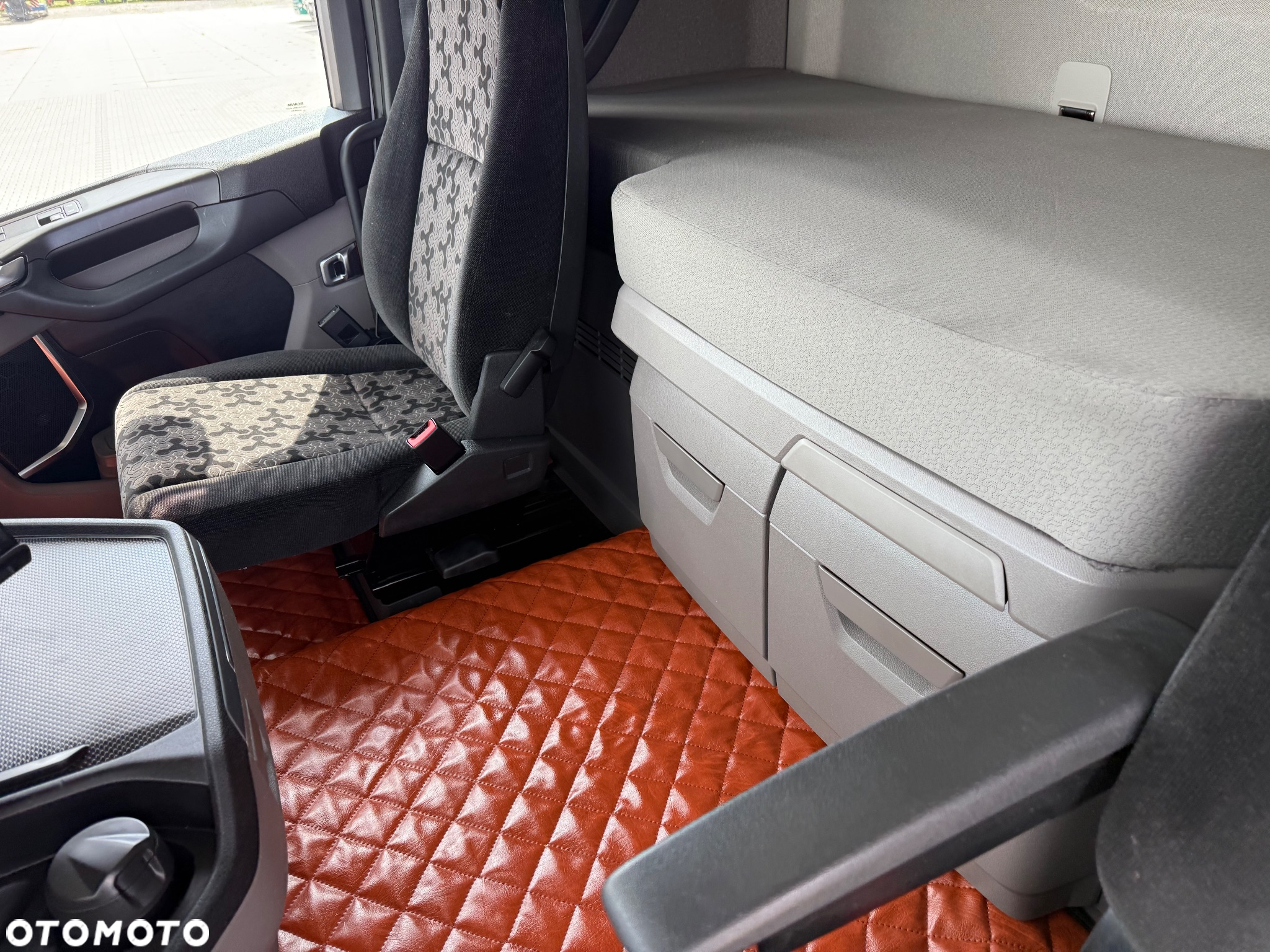 Scania R500 / 6X PODUSZKA / FULL LED / ACC / PEŁNE SPOILERY / KLIMA POSTOJOWA / 2 ZBIORNIKI / Z FRANCJI / STAN BDB / / / - 29