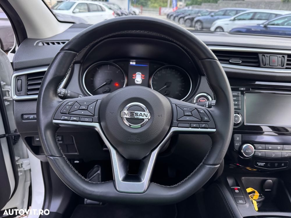 Nissan Qashqai 1.5 DCI TEKNA+ - 33