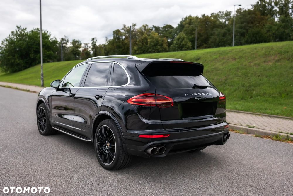 Porsche Cayenne S - 6