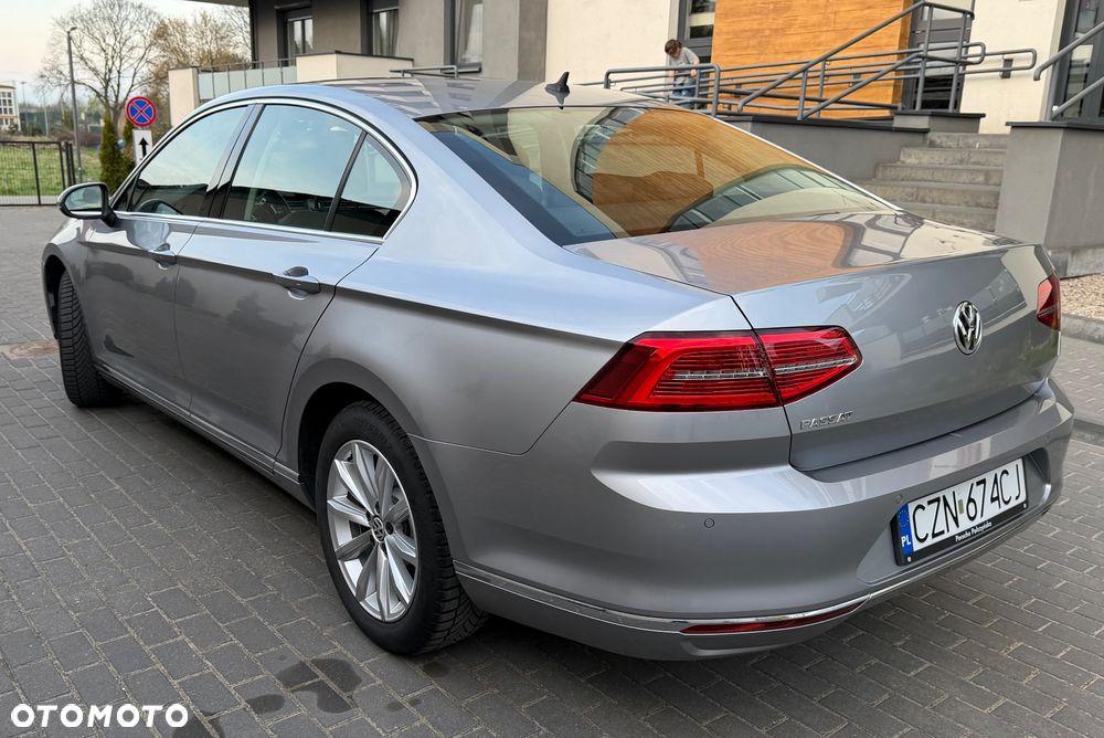 Volkswagen Passat 2.0 TDI BMT Highline DSG7 - 4