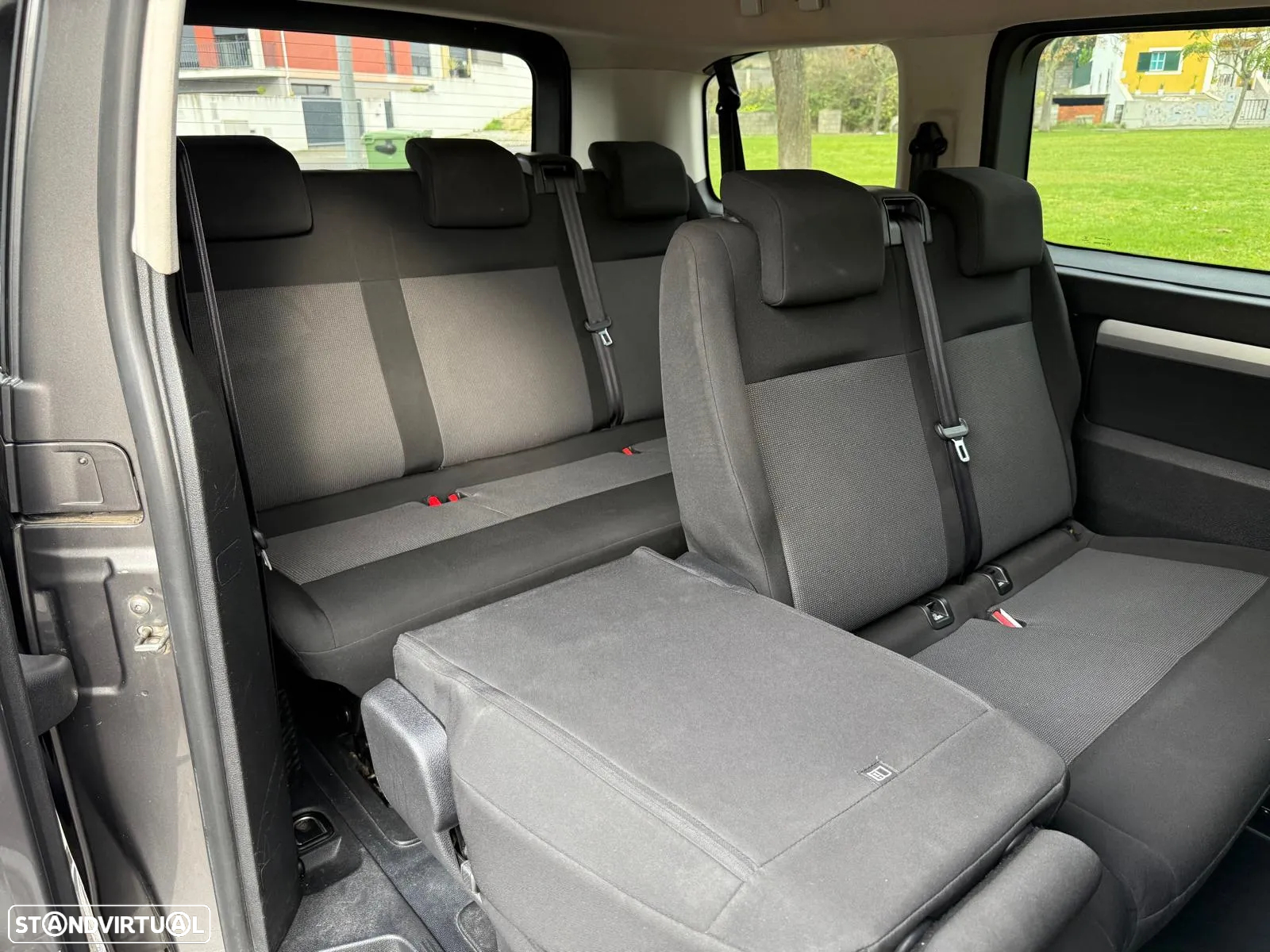 Peugeot Expert 1.5 BlueHDi L2H1 Semi-Vidrado - 18
