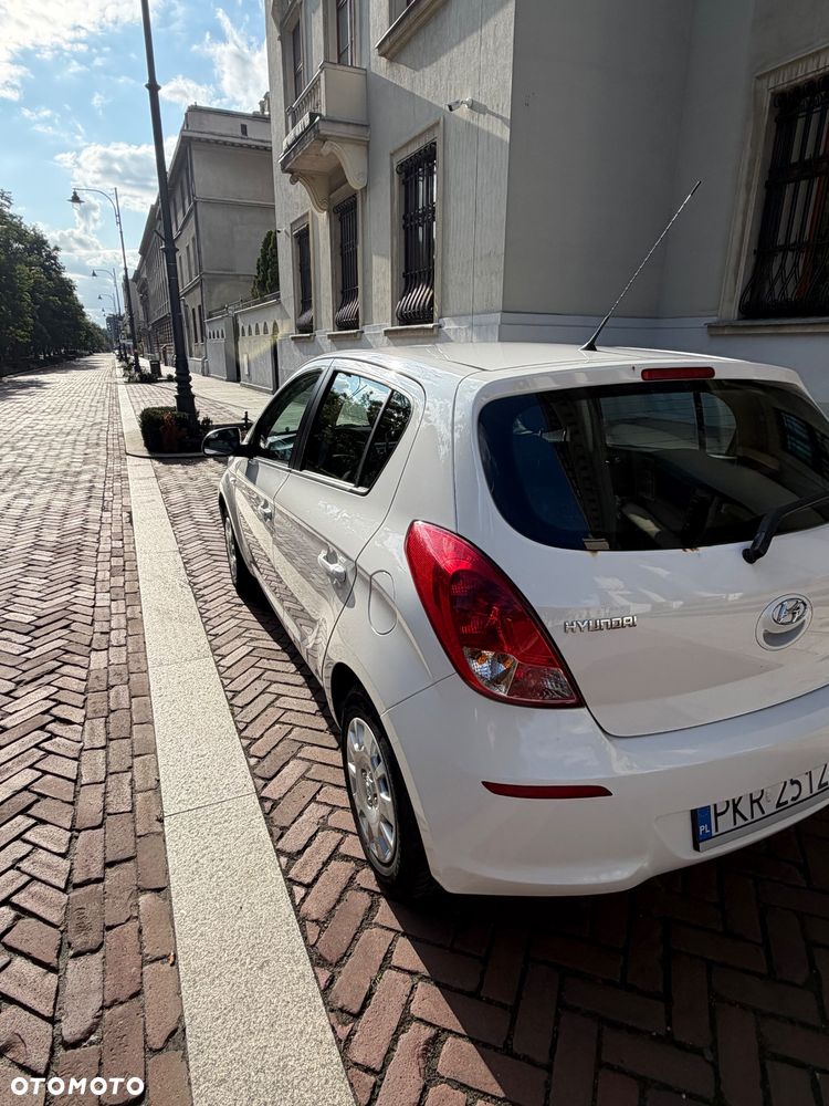 Hyundai i20 1.1 CRDi Classic + - 9
