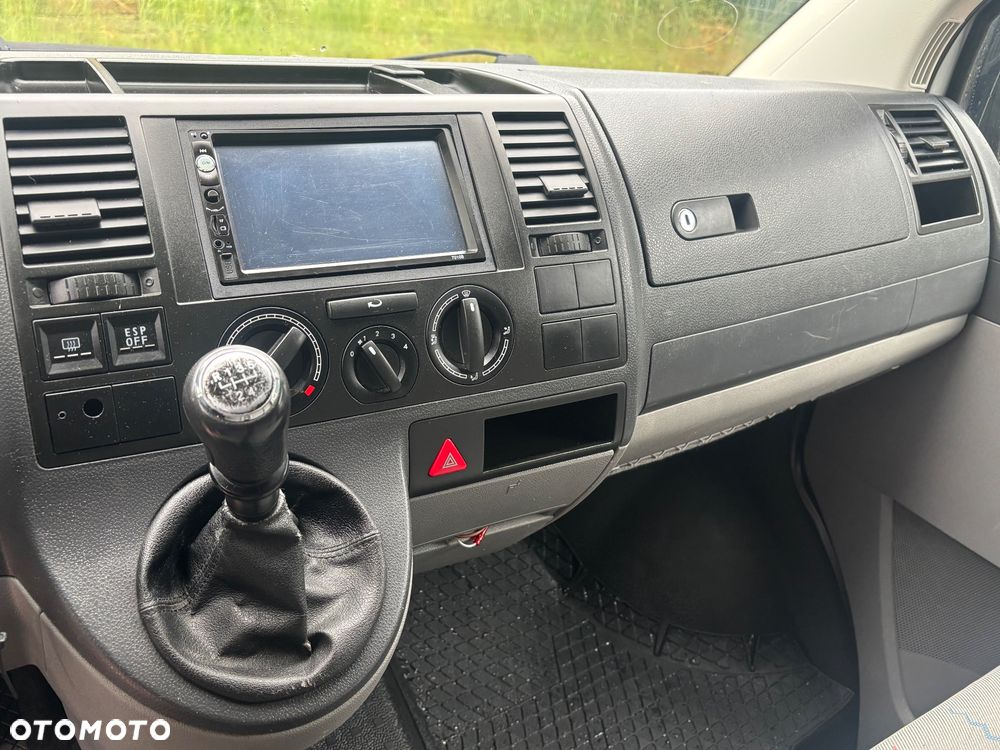 Volkswagen Transporter - 11