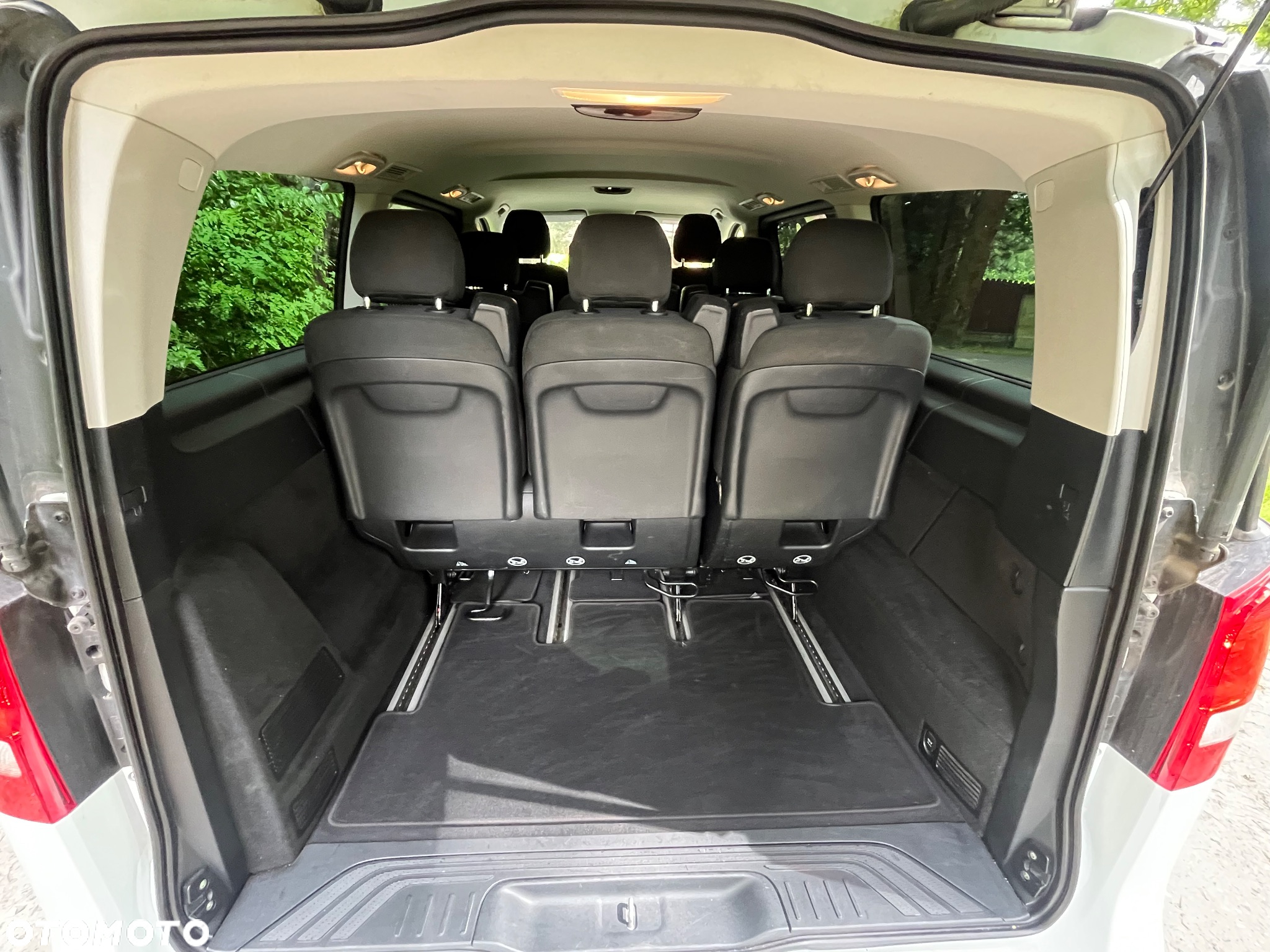 Mercedes-Benz Klasa V 220 CDI lang 7G-TRONIC Avantgarde - 13