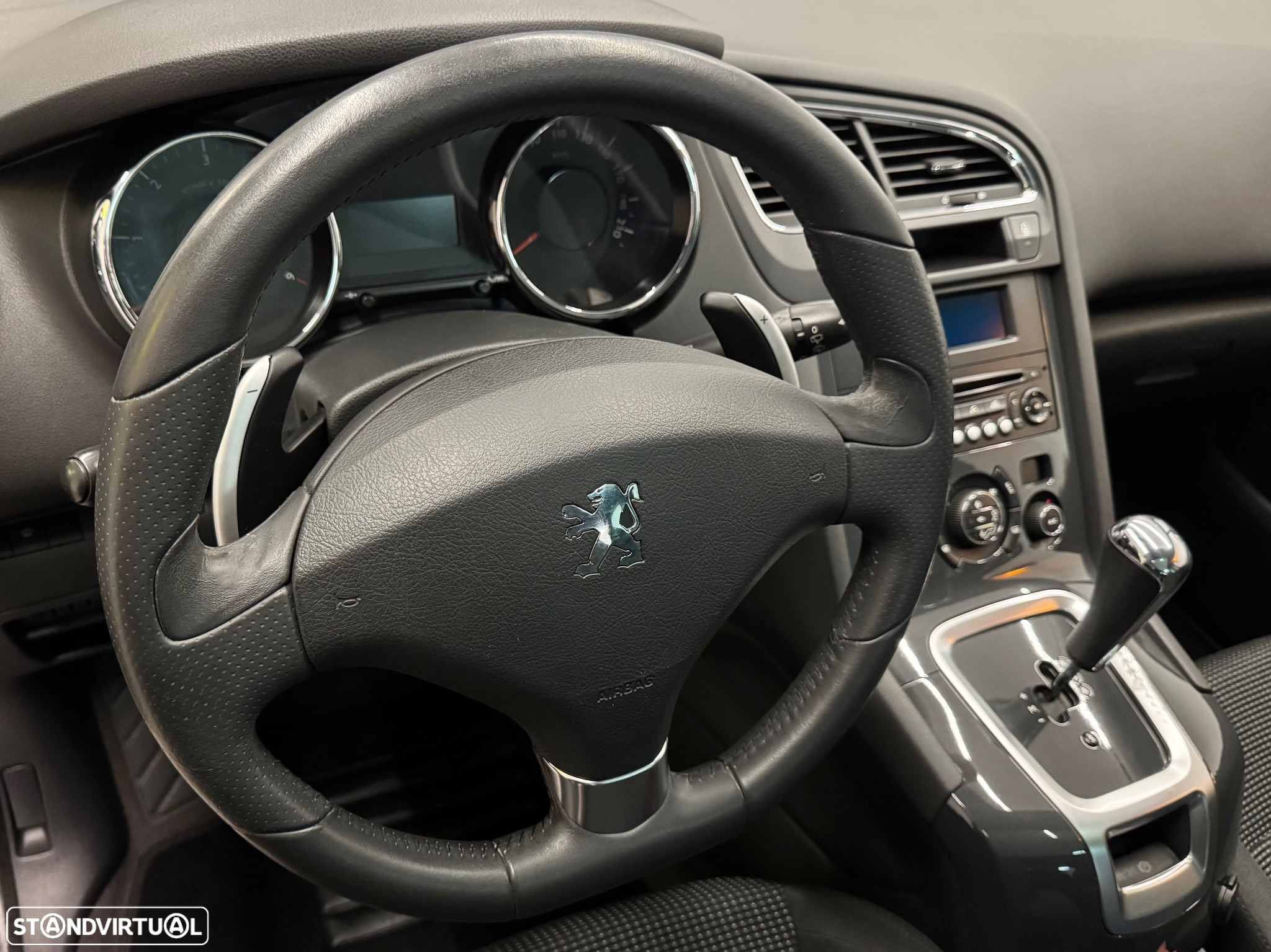 Peugeot 5008 1.6 E-HDi 7L Allure 2-Tronic - 16