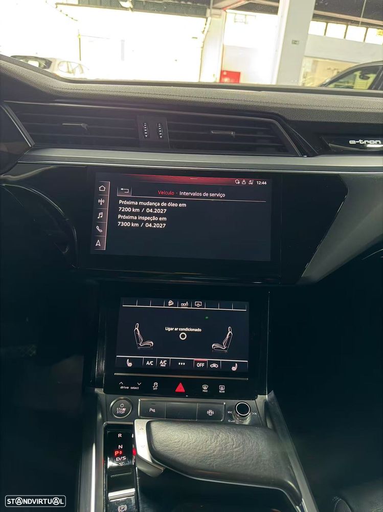 Audi e-tron 50 quattro - 13