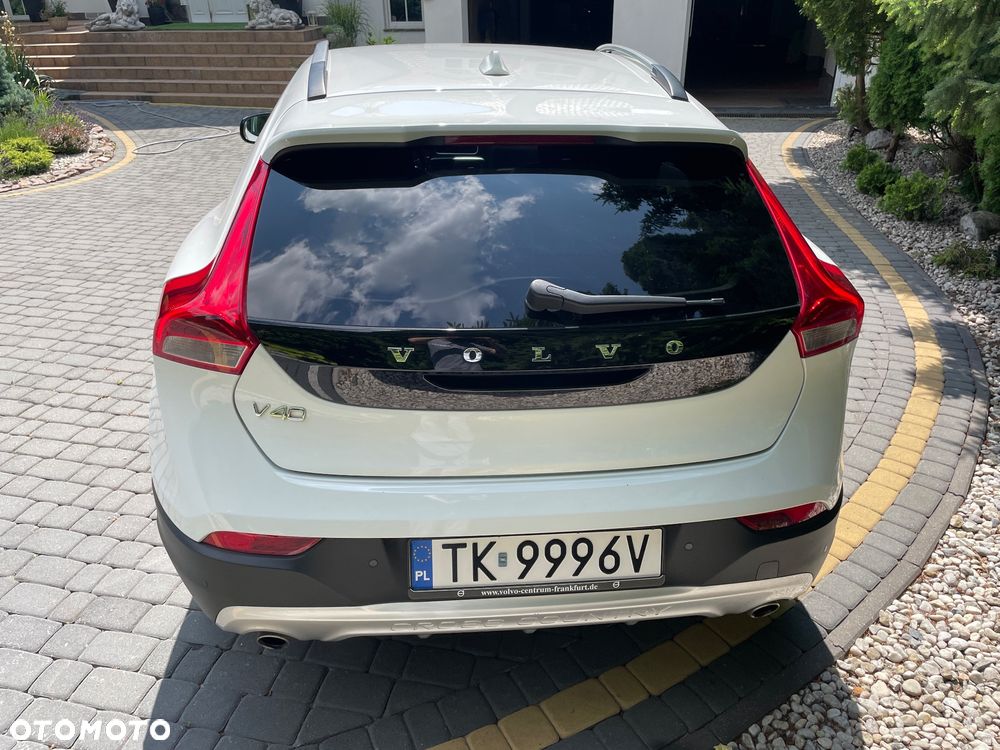 Volvo V40 D3 Geartronic Summum - 6