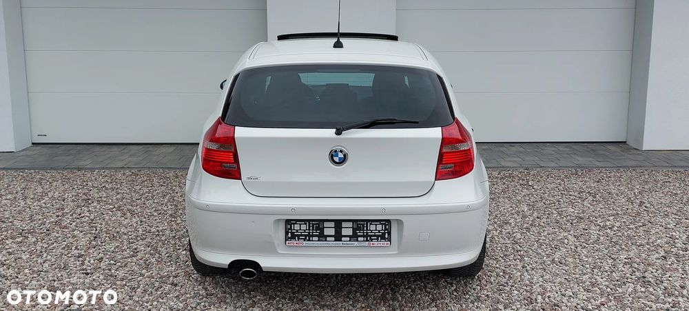 BMW Seria 1 120d - 8