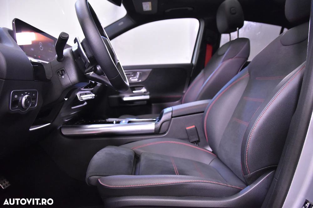 Mercedes-Benz GLA AMG 35 4MATIC - 26