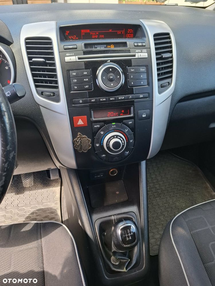 Kia Venga 1.6 L - 7
