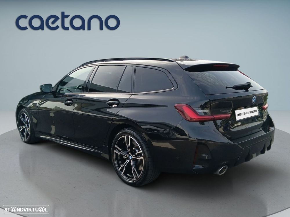 BMW 330 e Pack Desportivo M Auto — fotografia 6