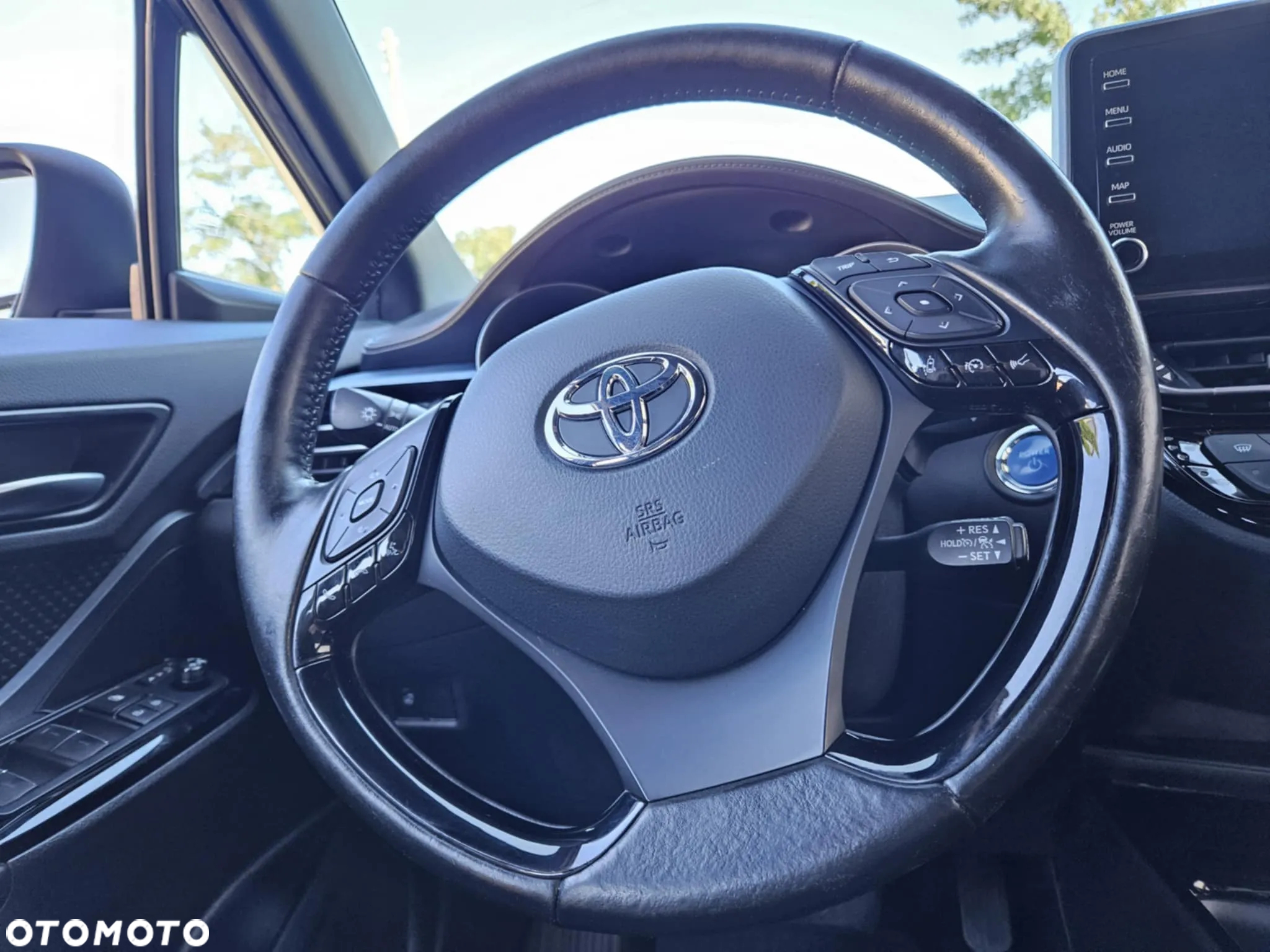Toyota C-HR 1.8 Hybrid Business - 21