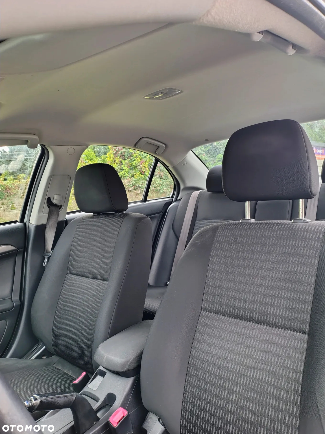 Mitsubishi Lancer 1.6 Invite - 7