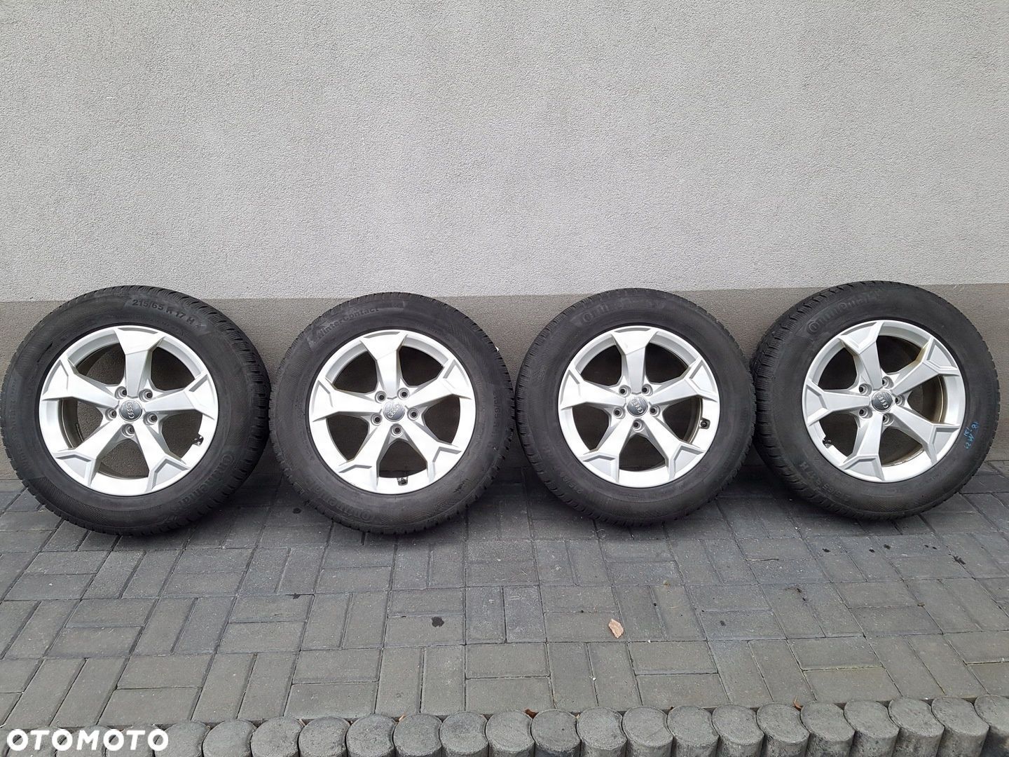 AUDI Q3 SQ3 17 koła zimowe felga felgi czujniki 215/65/17 83A071497 - 1
