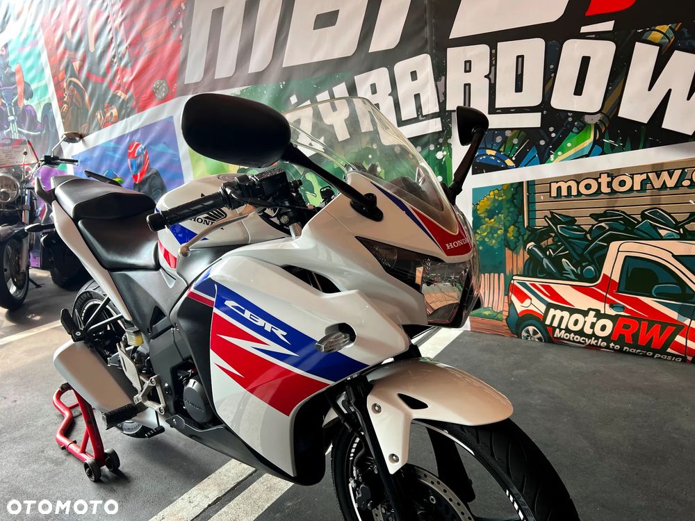 Honda CBR - 6