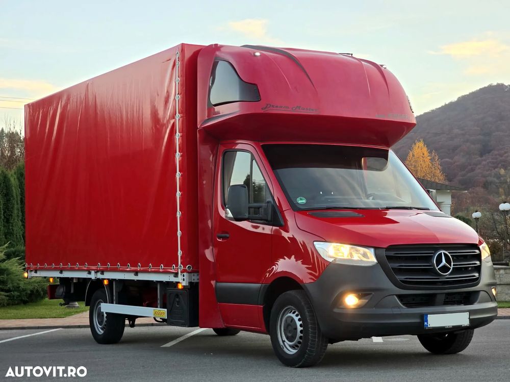 Mercedes-Benz Sprinter - 2