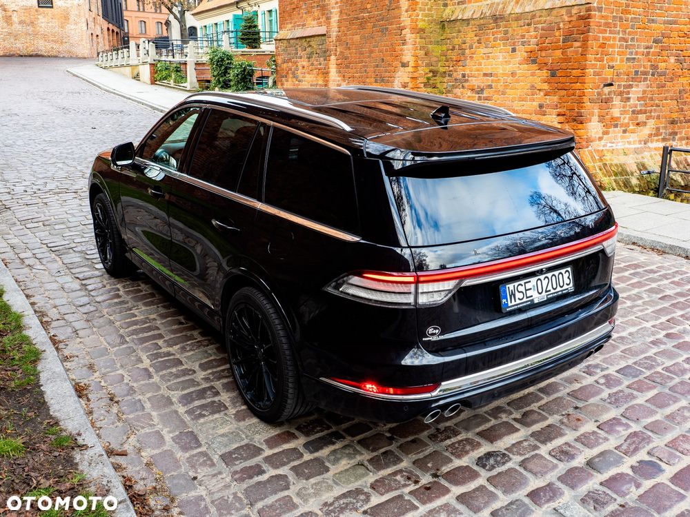 Lincoln Aviator - 12