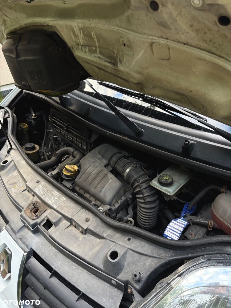 Renault Trafic - 21
