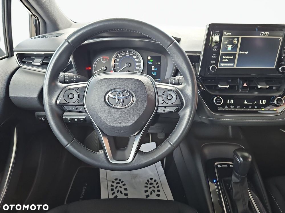 Toyota Corolla - 13