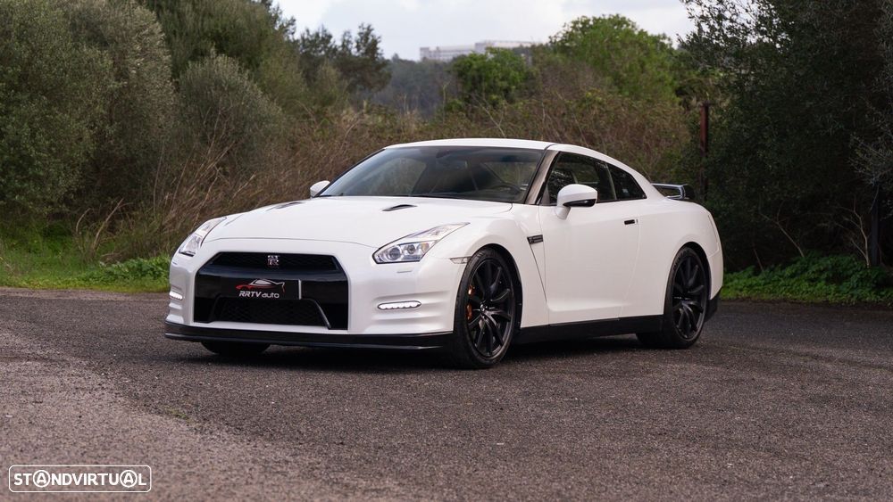 Nissan GT-R 3.8 V6 Black Edition - 9