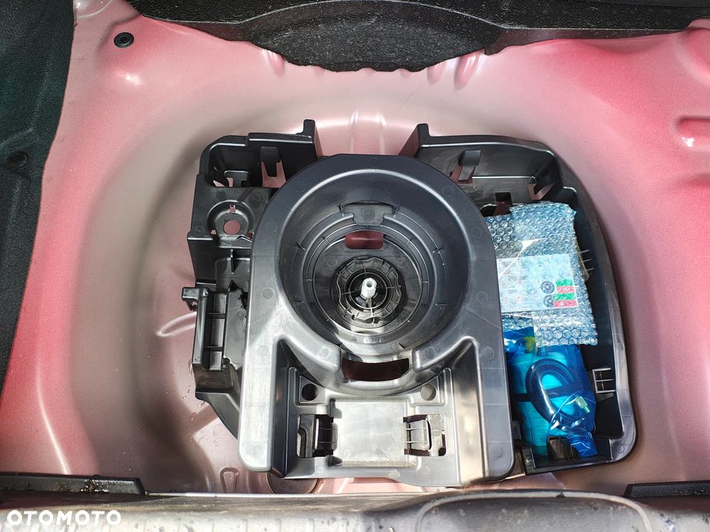 Peugeot 208 - 11