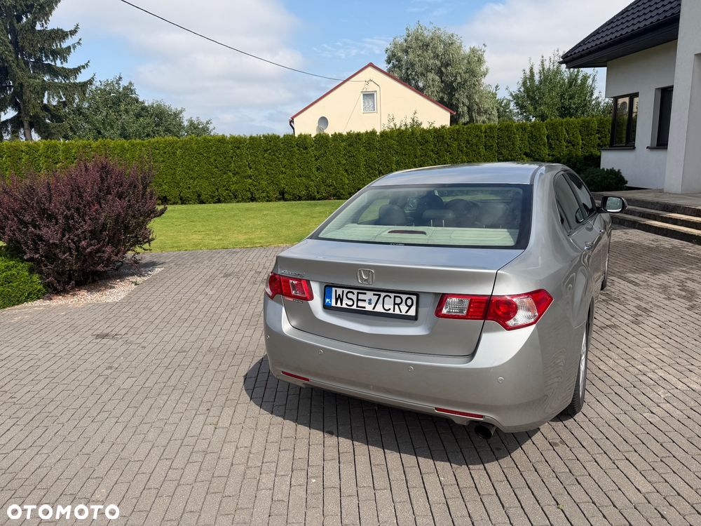 Honda Accord - 4
