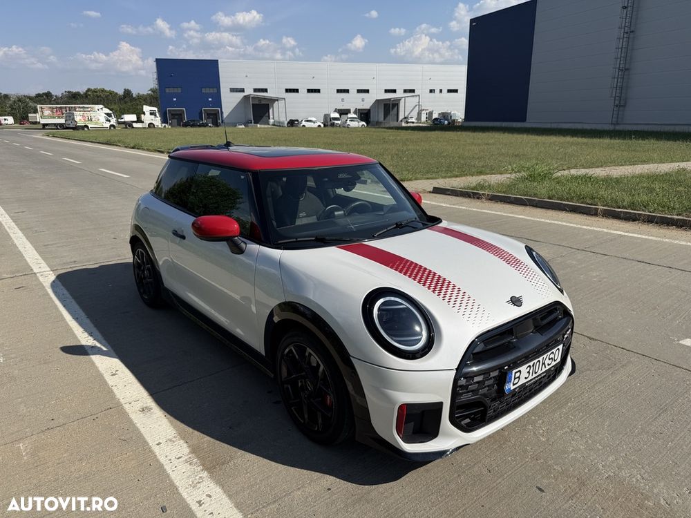 Mini John Cooper Works AT - 6