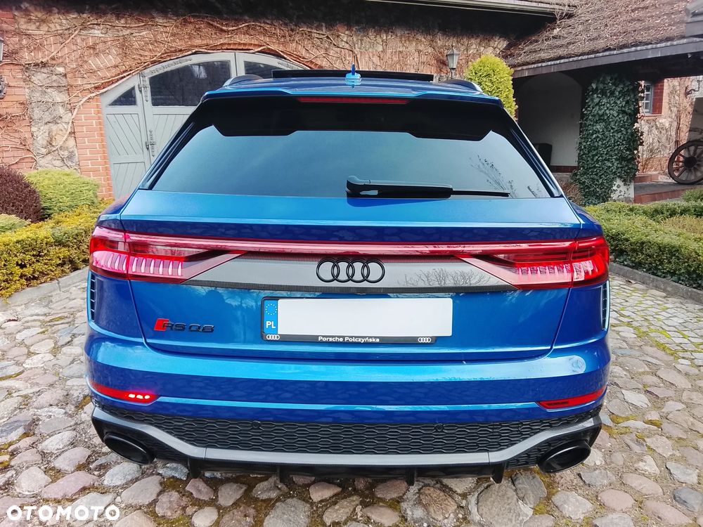 Audi RS Q8 - 8