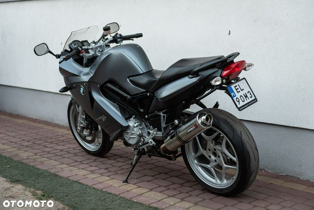 BMW F - 4
