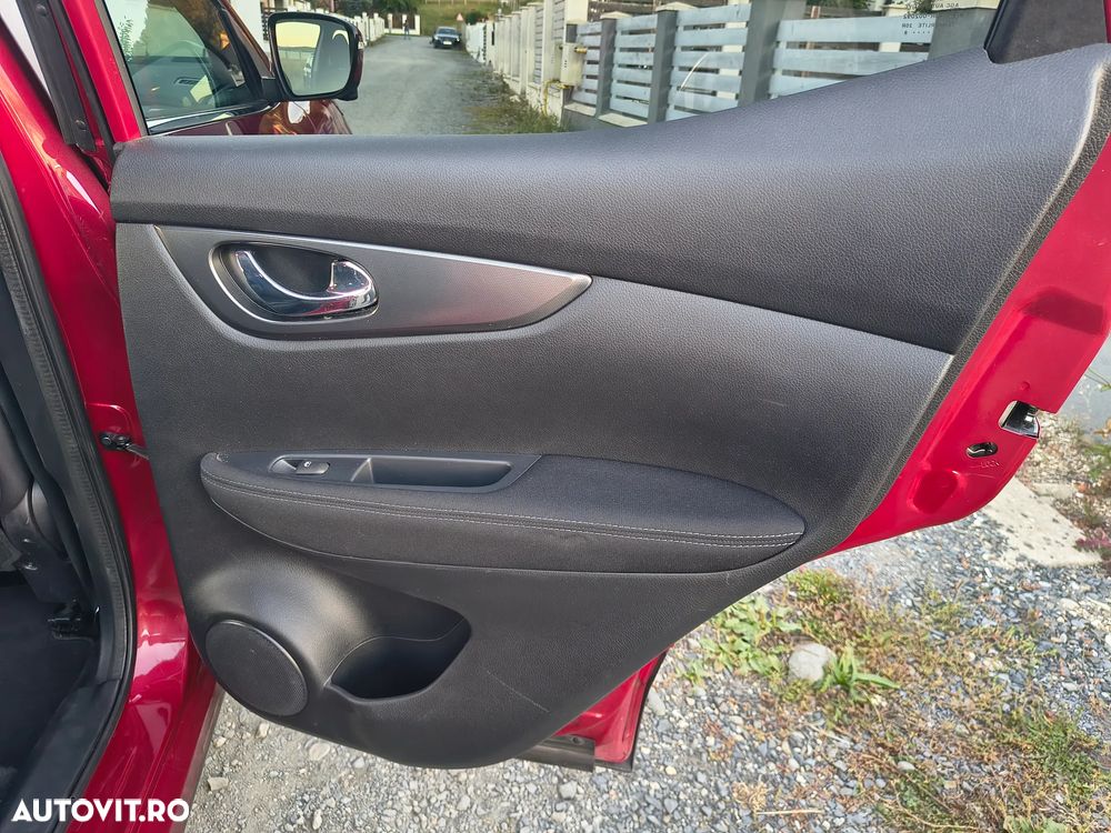 Nissan Qashqai 1.2 DIG-T Start/Stop N-Connecta - 22