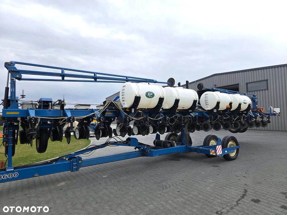 Inny Siewnik Kinze 3600 16 rzędowy, 2012 Rok, Stan Idealny - 18