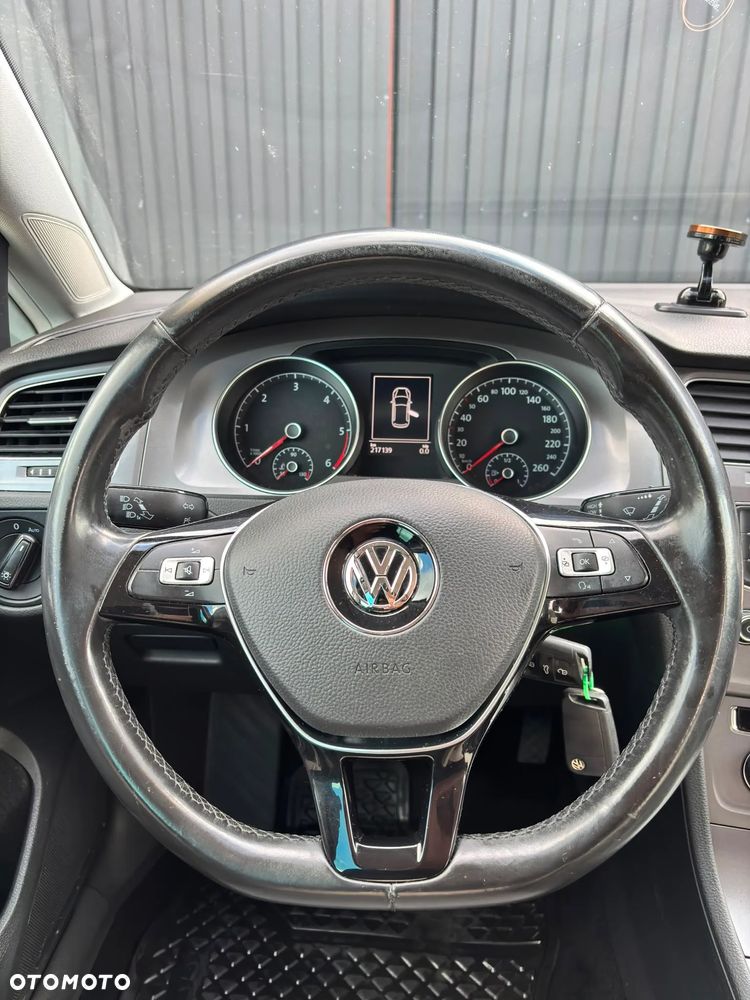 Volkswagen Golf 1.6 TDI SCR IQ.DRIVE - 16