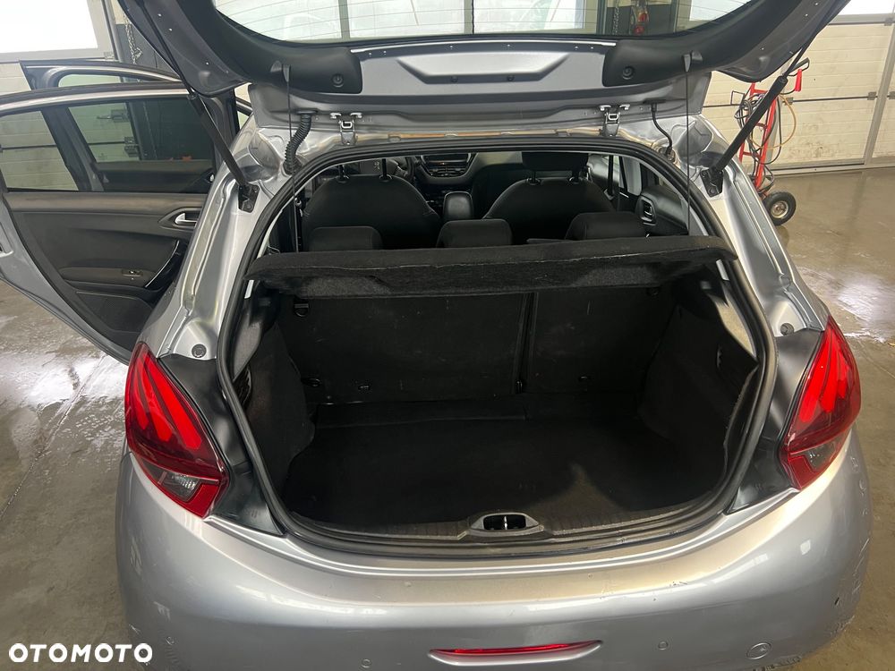 Peugeot 208 PureTech 110 Stop & Start Tech Edition - 14