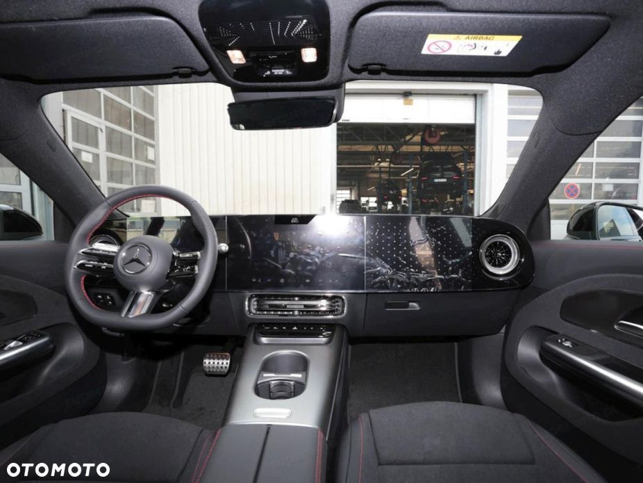 Mercedes-Benz CLA - 11