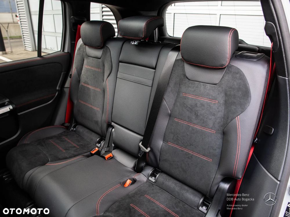 Mercedes-Benz GLB AMG 35 4-Matic - 12