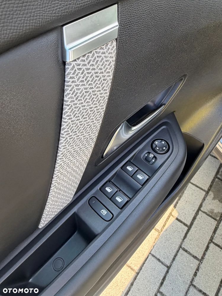Citroën C4 1.2 PureTech Max S&S EAT8 - 10