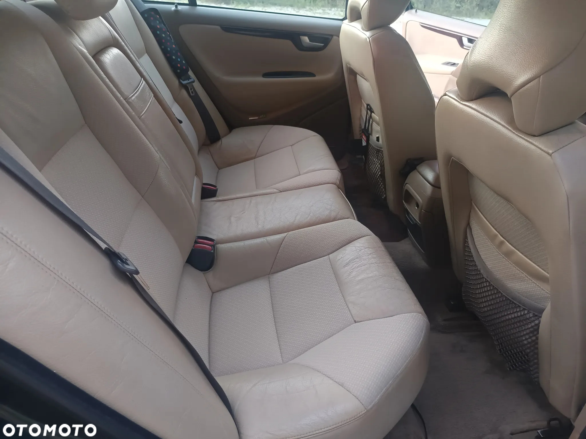 Volvo S60 2.4 - 16