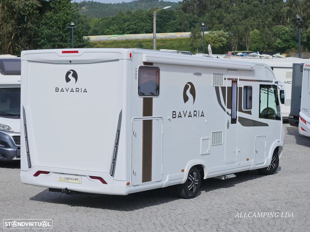 Bavaria Class I 740 CAMAS GÉMEAS - 5