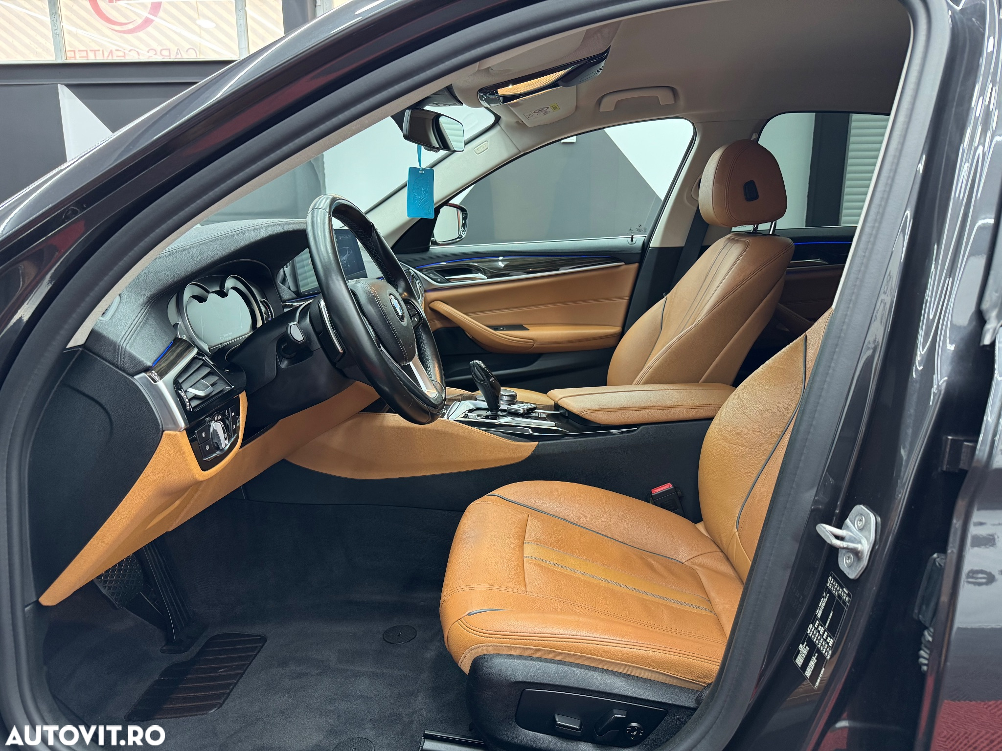 BMW Seria 5 520d Aut. Luxury Line - 8