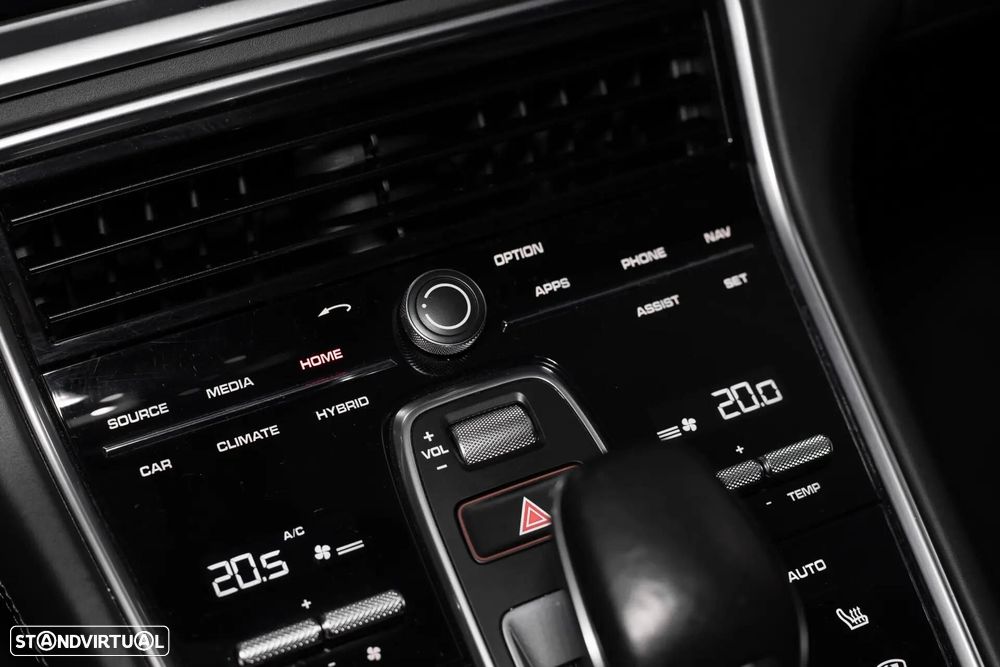 Porsche Panamera Sport Turismo 4 E-Hybrid - 47