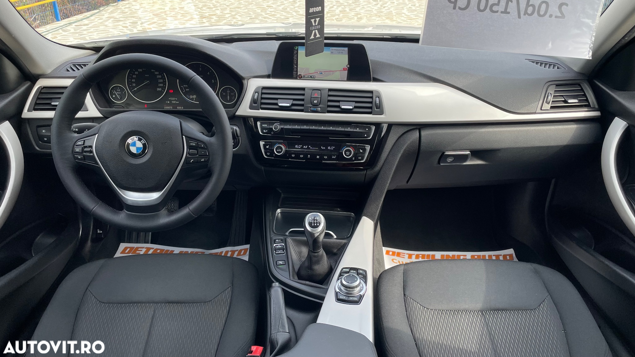 BMW Seria 3 318d Sport Line - 8