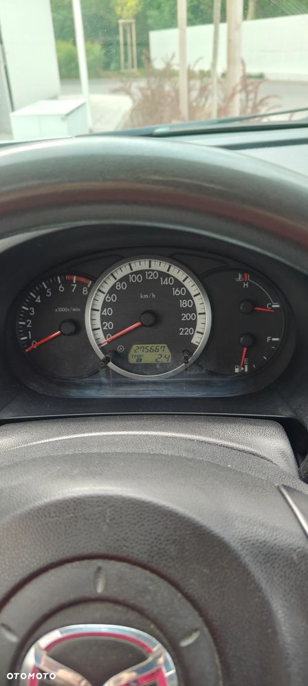 Mazda 5 2.0 Active - 15