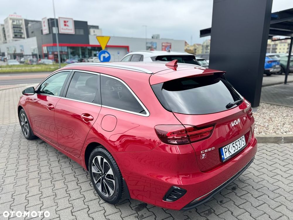 Kia Ceed 1.5 T-GDI Tribute DCT - 4