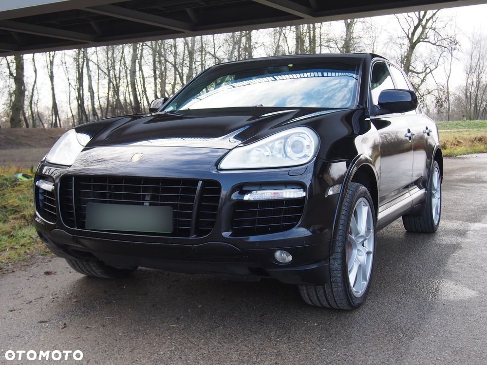 Porsche Cayenne Turbo - 3