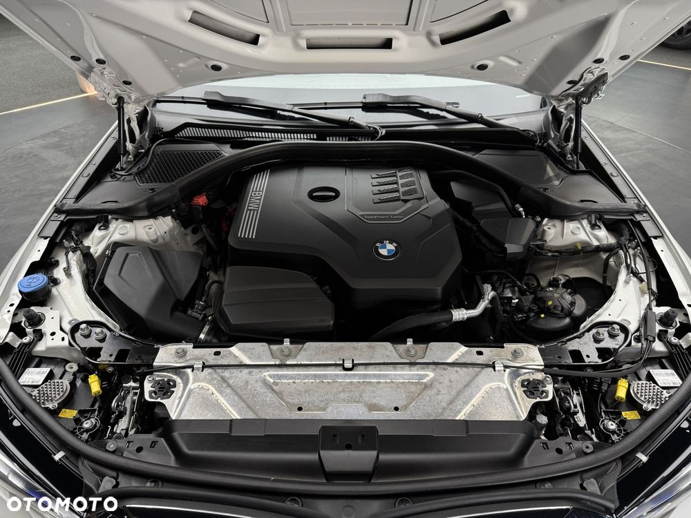 BMW Seria 3 320i Advantage - 23