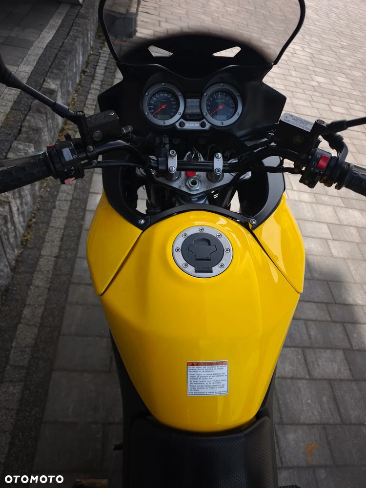 Suzuki DL - 16