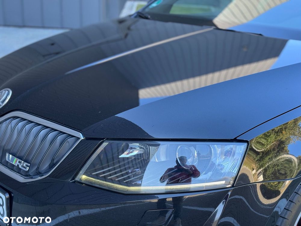Skoda Octavia 2.0 TDI DSG RS - 19