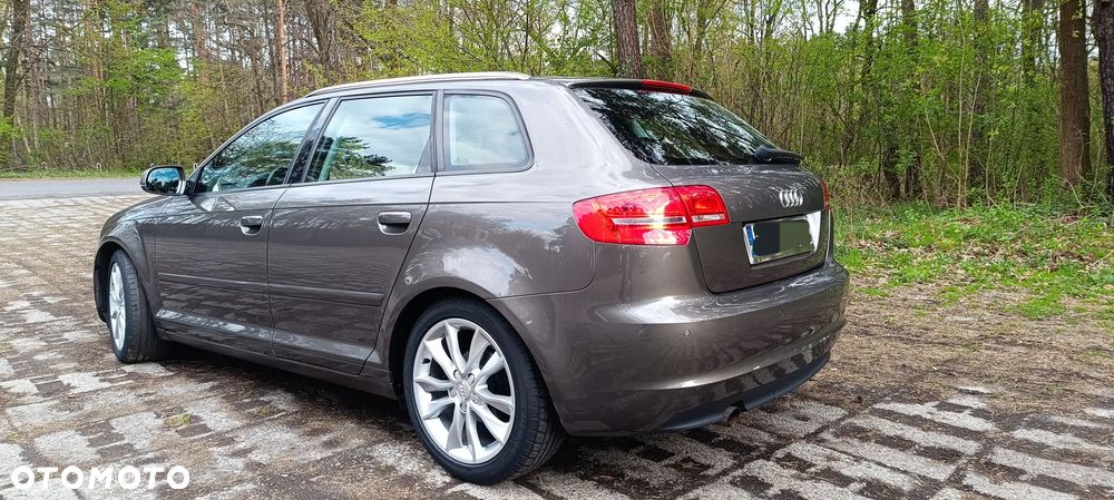 Audi A3 Sportback 2.0 TDI DPF Ambition - 4